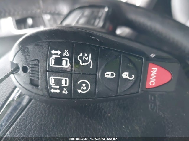 2C4RC1HG6GR158641 Chrysler Town & Country S