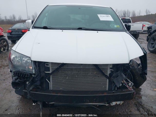 2C4RC1HG6GR158641 Chrysler Town & Country S