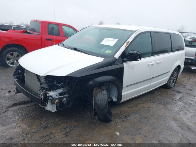 2C4RC1HG6GR158641 Chrysler Town & Country S