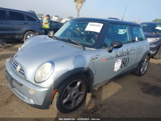 2005 MINI COOPER WMWRC33425TC56466 Photo 1