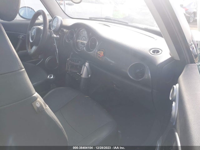 2005 MINI COOPER WMWRC33425TC56466 Photo 4