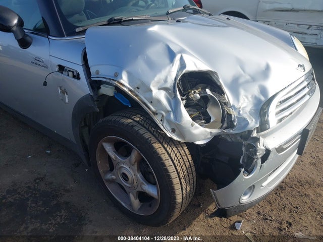 2005 MINI COOPER WMWRC33425TC56466 Photo 5
