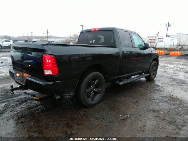 RAM 1500 Express Quad Cab 4x4 6'4 Box 2017 1C6RR7FG3HS810076 Image 4