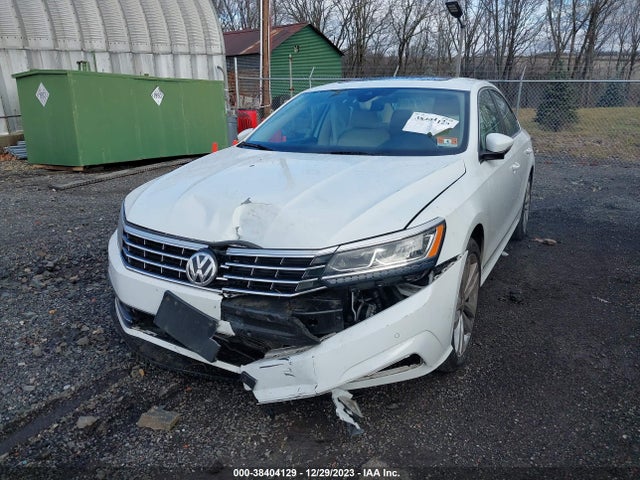 2017 VOLKSWAGEN PASSAT 1.8T SEL PREMIUM VIN: 1VWCT7A31HC056218