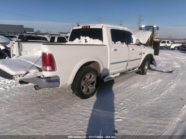 RAM 1500 Laramie  4x4 5'7 Box 2017 1C6RR7NT2HS611857 Image 4