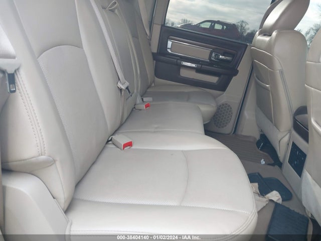 RAM 1500 Laramie  4x4 5'7 Box 2017 1C6RR7NT2HS611857 Image 8