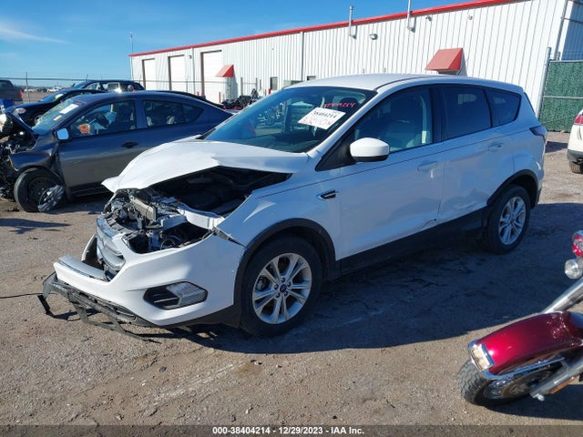 Ford ESCAPE SE 2017 1FMCU0GD7HUD39350 Image 2