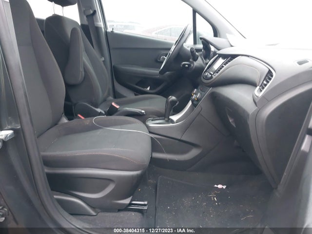 Chevrolet TRAX LS 2019 3GNCJKSB6KL308131 Image 5