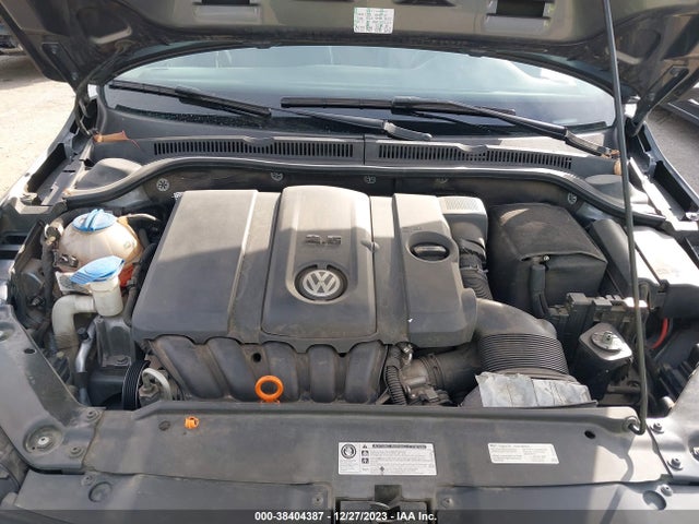 2013 VOLKSWAGEN JETTA 2.5L SE VIN: 3VWDP7AJ2DM253835