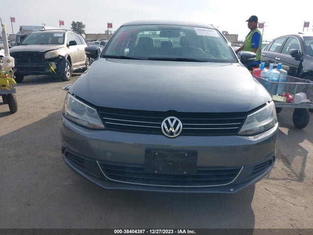 2013 VOLKSWAGEN JETTA 2.5L SE VIN: 3VWDP7AJ2DM253835