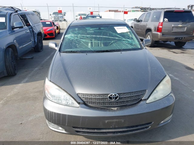 2004 TOYOTA CAMRY XLE VIN: 4T1BE30K74U925169