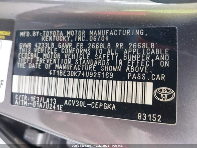 2004 TOYOTA CAMRY XLE VIN: 4T1BE30K74U925169