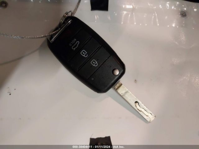 3KPA24AD9ME385515 KIA RIO S
