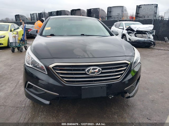 Hyundai SONATA SE 2016 5NPE24AF2GH316605 Image 12