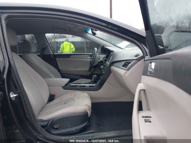 Hyundai SONATA SE 2016 5NPE24AF2GH316605 Image 5
