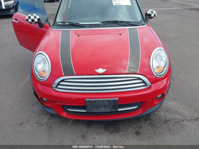 2012 MINI COOPER CLUBMAN WMWZF3C54CT189282 Photo 5