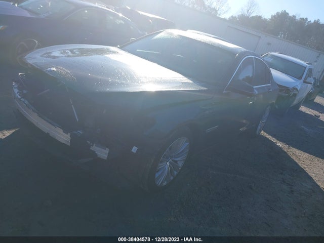 BMW 740I 2015 WBAYA6C55FGK16319 Image 2