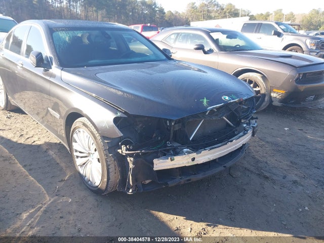 BMW 740I 2015 WBAYA6C55FGK16319 Image 6