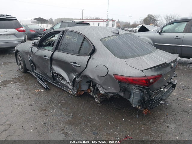 ZARFAEDN5J7580709 Alfa Romeo Giulia Awd