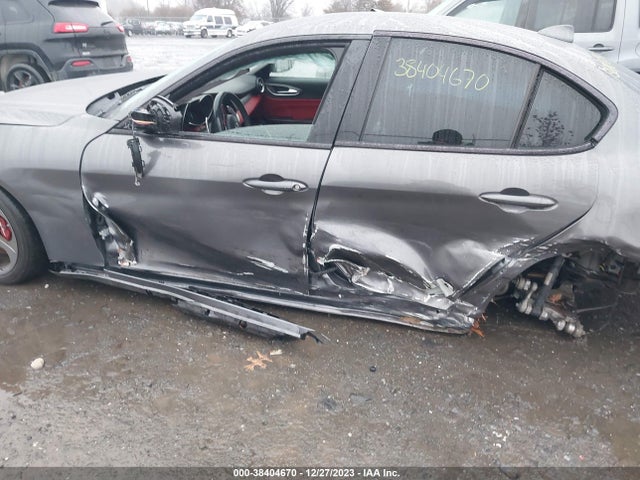 ZARFAEDN5J7580709 Alfa Romeo Giulia Awd