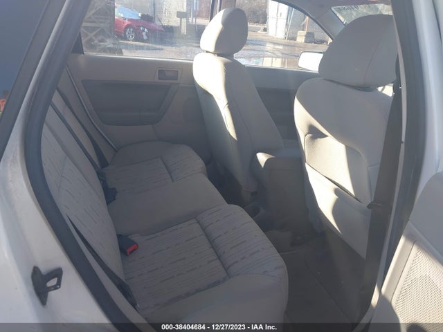 2010 FORD FOCUS SE VIN: 1FAHP3FNXAW297236