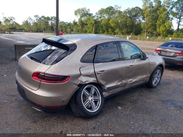 2018 PORSCHE MACAN WP1AA2A58JLB08257 Photo 3