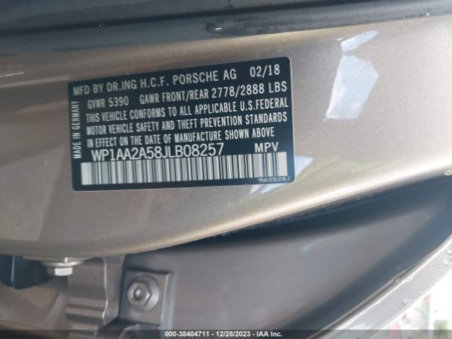 2018 PORSCHE MACAN WP1AA2A58JLB08257 Photo 8