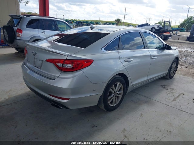 2016 HYUNDAI SONATA SE VIN: 5NPE24AF9GH428723