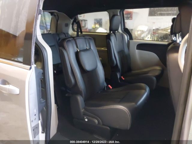 2C4RDGCG8KR663631 Dodge Grand Caravan Sxt