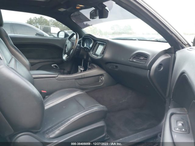 2C3CDZAGXJH258528 Dodge Challenger Sxt Plus