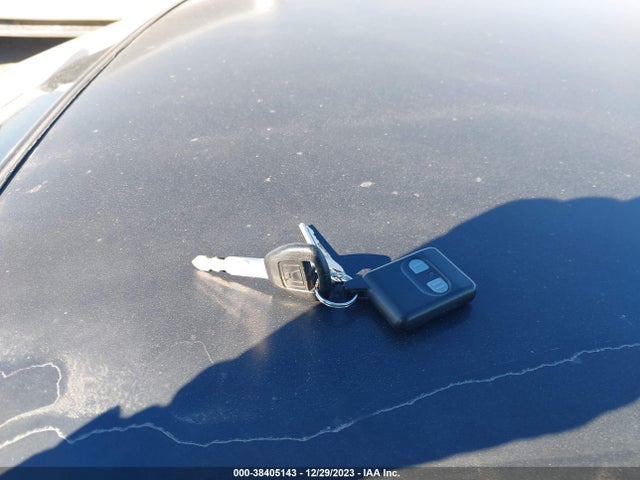 2001 HONDA ACCORD CPE LX VIN: 1HGCG32421A016935
