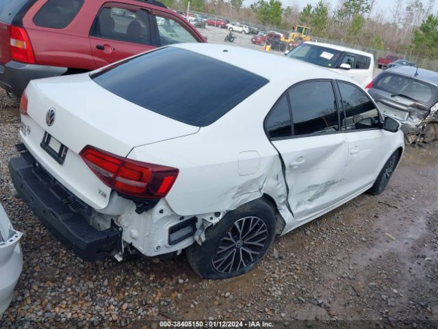 3VW2B7AJ7JM235431 Volkswagen Jetta 1.4t S