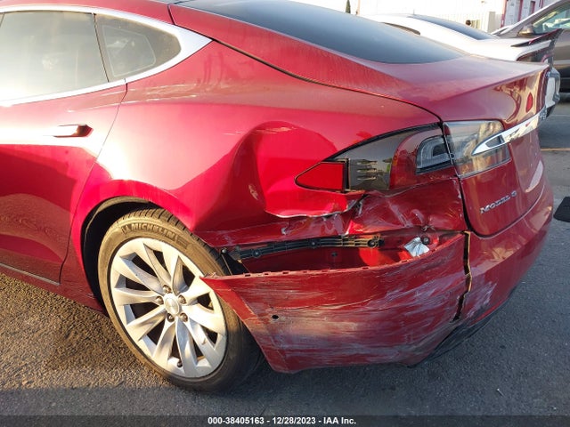 Tesla Model S 60/70/75/85 2016 5YJSA1E15GF148573 Image 6