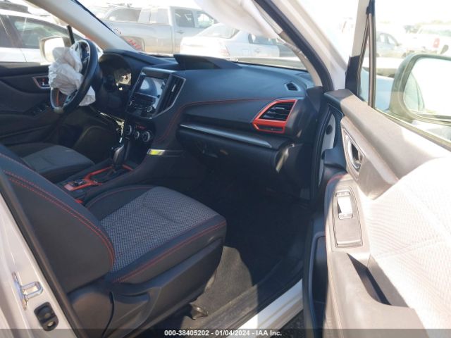 2021 SUBARU FORESTER JF2SKALCXMH404043 Photo 4