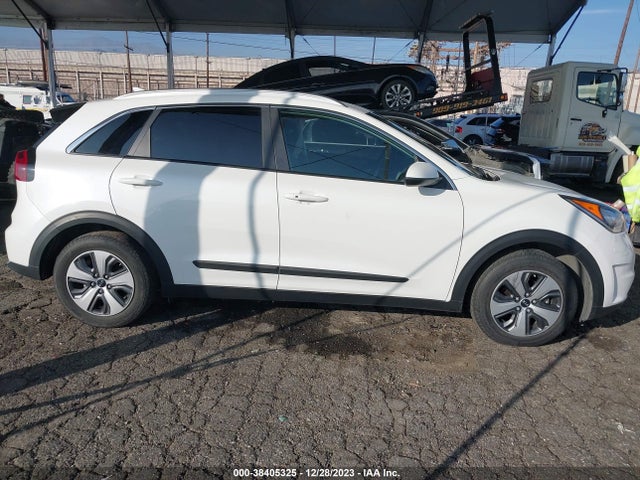 2018 KIA NIRO LX VIN: KNDCB3LC2J5210893