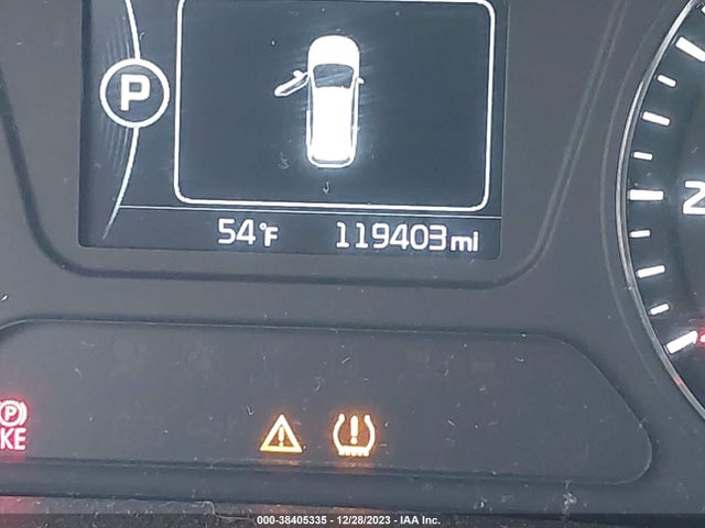 2016 KIA SORENTO 3.3L LX VIN: 5XYPGDA51GG131552