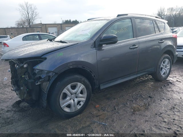 Toyota RAV4 LE 2015 2T3BFREVXFW385166 Image 2