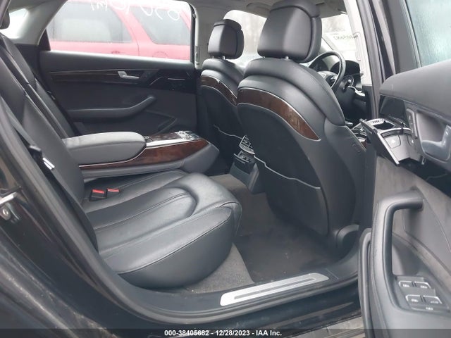 Audi A8 L 4.0t 2015 WAU32AFD0FN019728 Image 8
