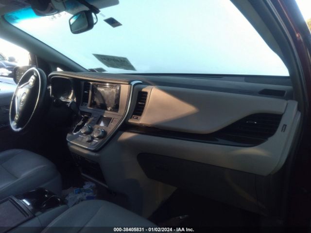 5TDYK3DC3FS605669 Toyota Sienna Xle Premium 8 Passenger
