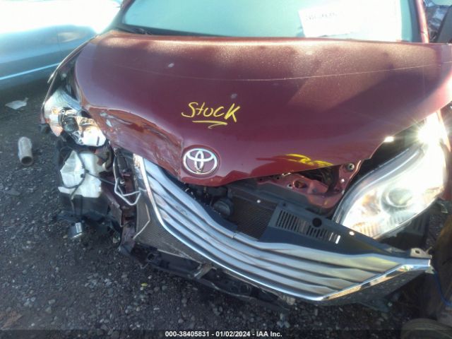 5TDYK3DC3FS605669 Toyota Sienna Xle Premium 8 Passenger