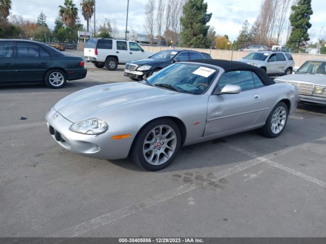 2000 JAGUAR XKR SAJJA42B7YPA08112 Photo 1