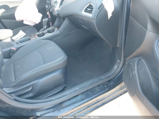 Chevrolet Cruze Lt Auto 2018 1G1BE5SM4J7100188 Image 5
