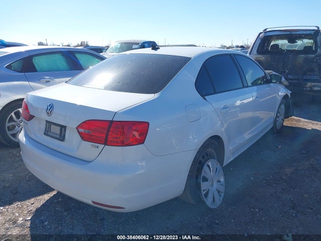 3VWLL7AJ3EM308107 Volkswagen Jetta 2.0l Tdi Value Edition