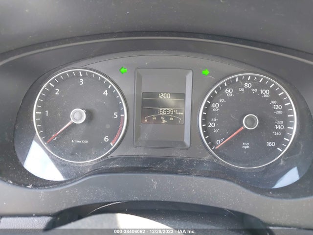 3VWLL7AJ3EM308107 Volkswagen Jetta 2.0l Tdi Value Edition