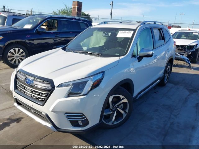 Subaru Forester Touring 2022 JF2SKARC5NH434527 Image 2