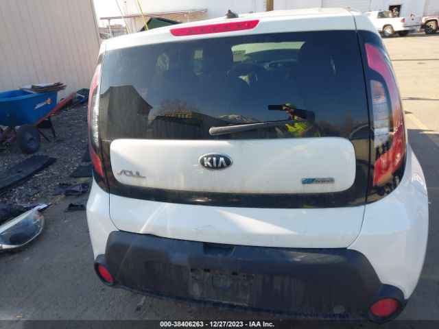 KNDJP3A50F7220752 KIA SOUL +