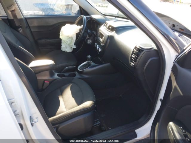 KNDJP3A50F7220752 KIA SOUL +