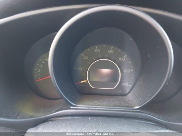 KNDJP3A50F7220752 KIA SOUL +