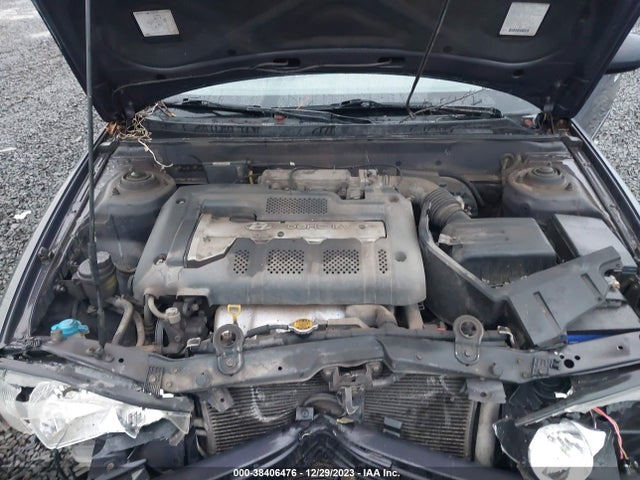 2001 HYUNDAI ELANTRA GLS VIN: KMHDN45D01U208813