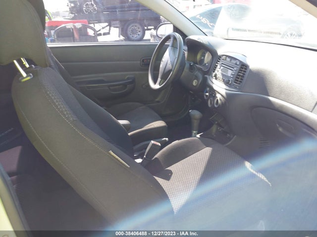 2007 HYUNDAI ACCENT GS VIN: KMHCM36CX7U047183